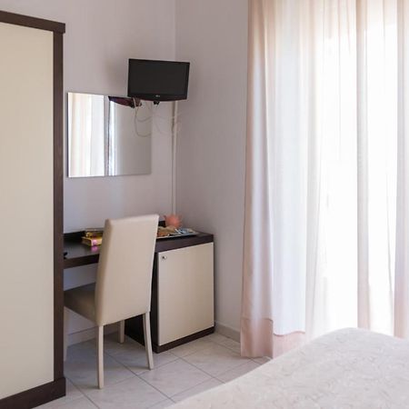 Hotel Viola Gaeta Eksteriør bilde