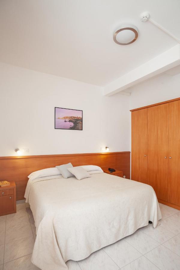 Hotel Viola Gaeta Eksteriør bilde