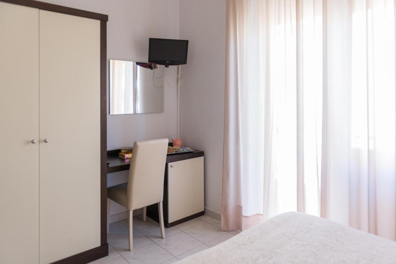 Hotel Viola Gaeta Eksteriør bilde