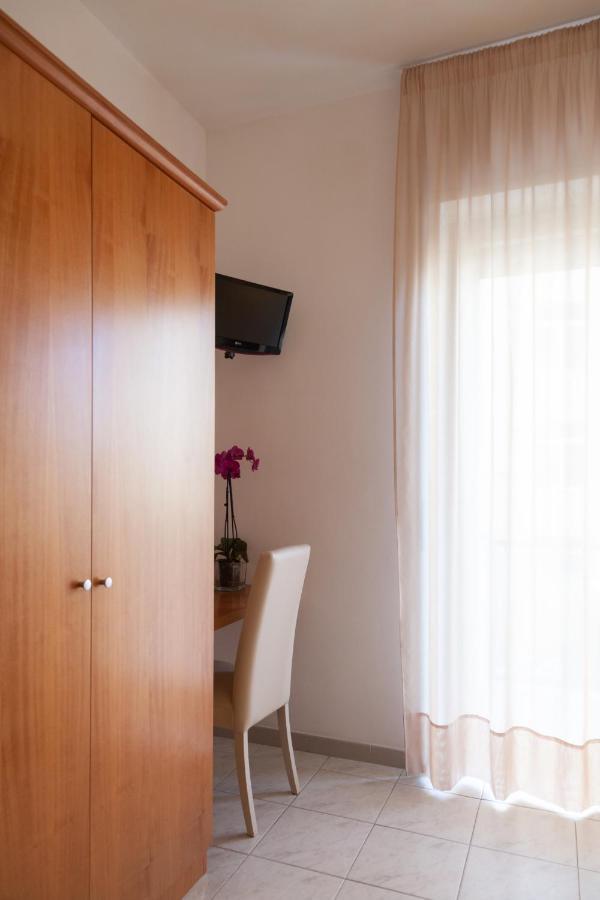 Hotel Viola Gaeta Eksteriør bilde