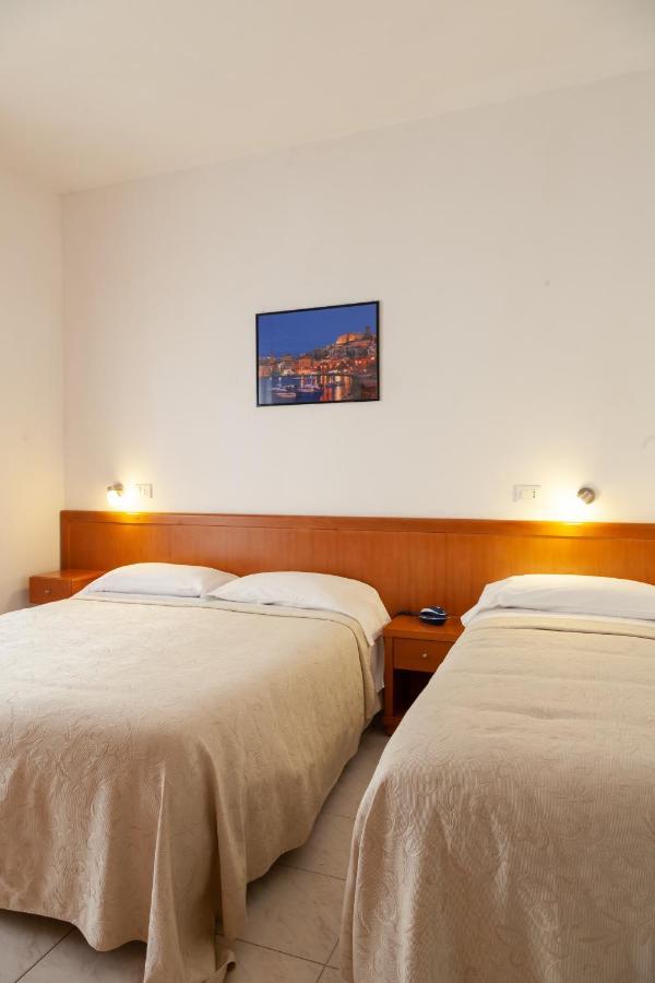 Hotel Viola Gaeta Eksteriør bilde