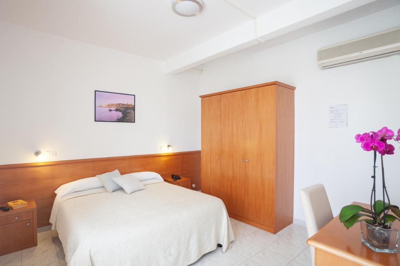 Hotel Viola Gaeta Eksteriør bilde