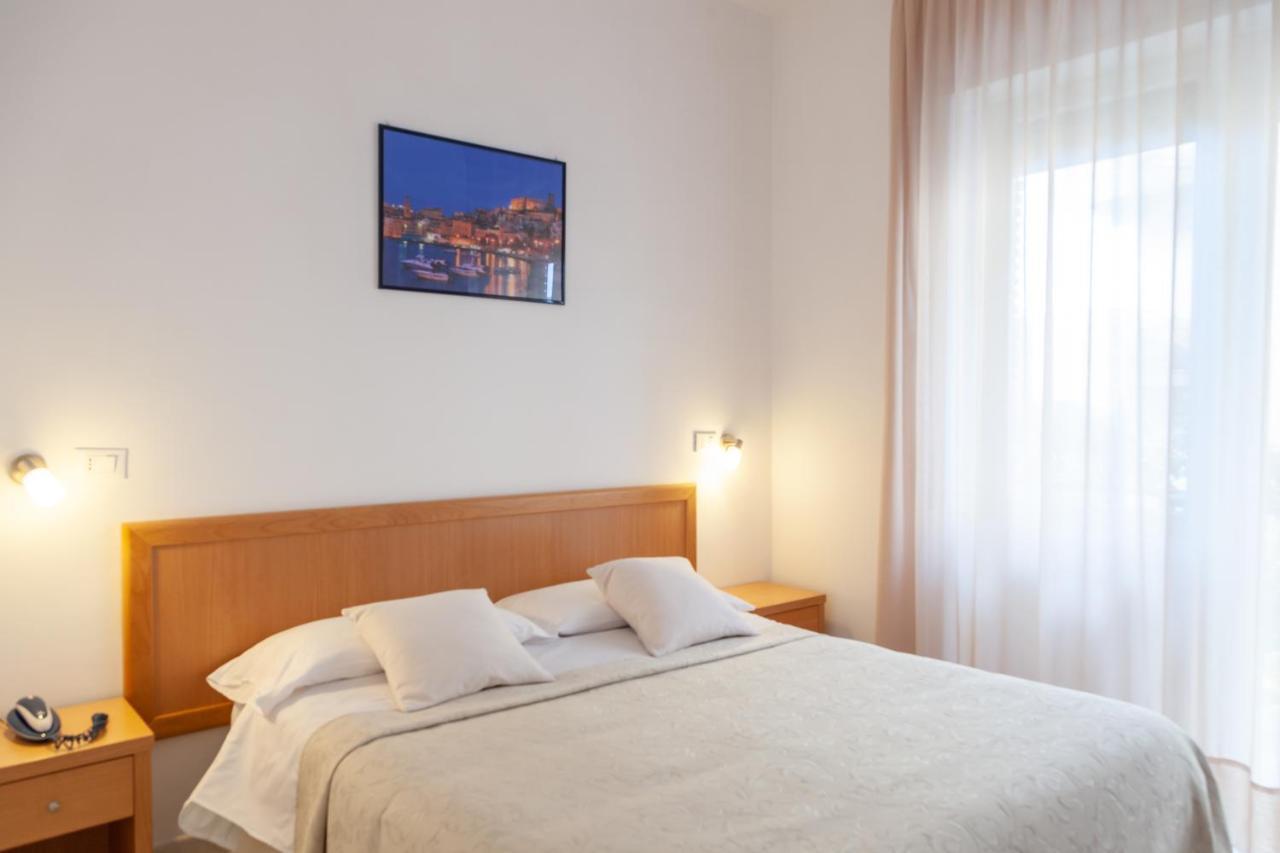 Hotel Viola Gaeta Eksteriør bilde