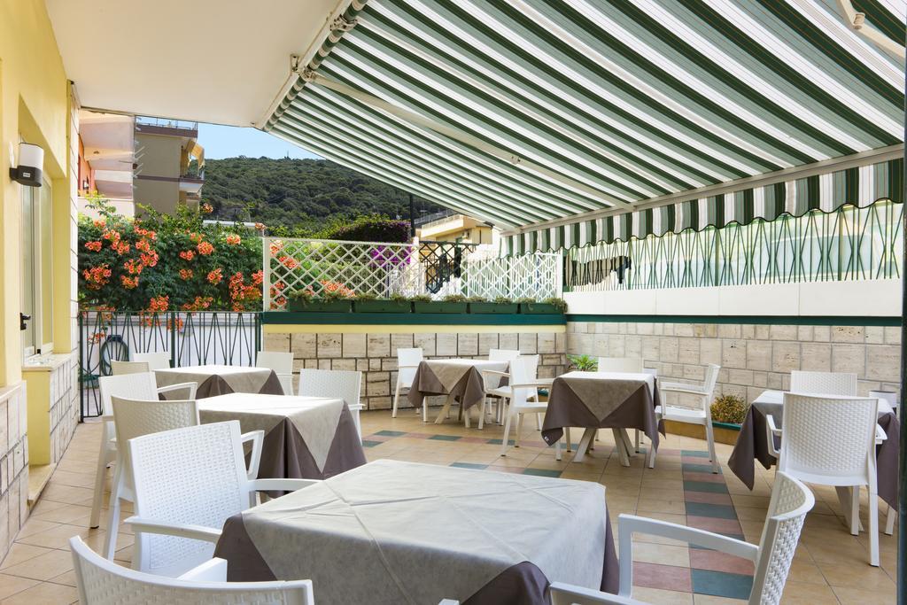 Hotel Viola Gaeta Eksteriør bilde